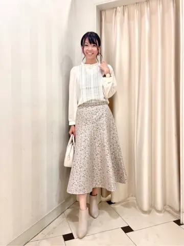 組曲 金井 コーディネート画像