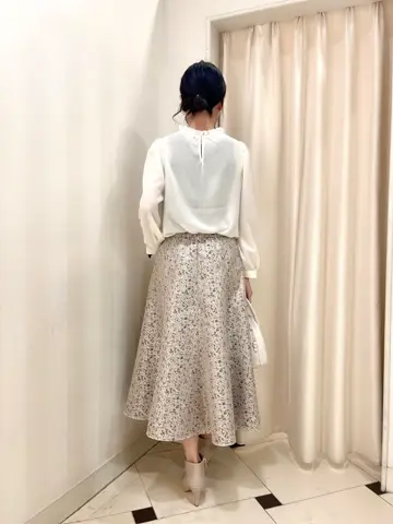 組曲 金井 コーディネート画像