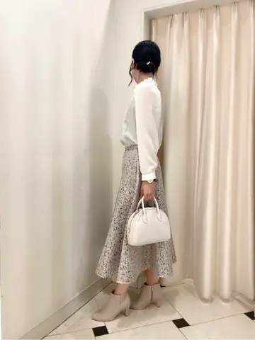 組曲 金井 コーディネート画像