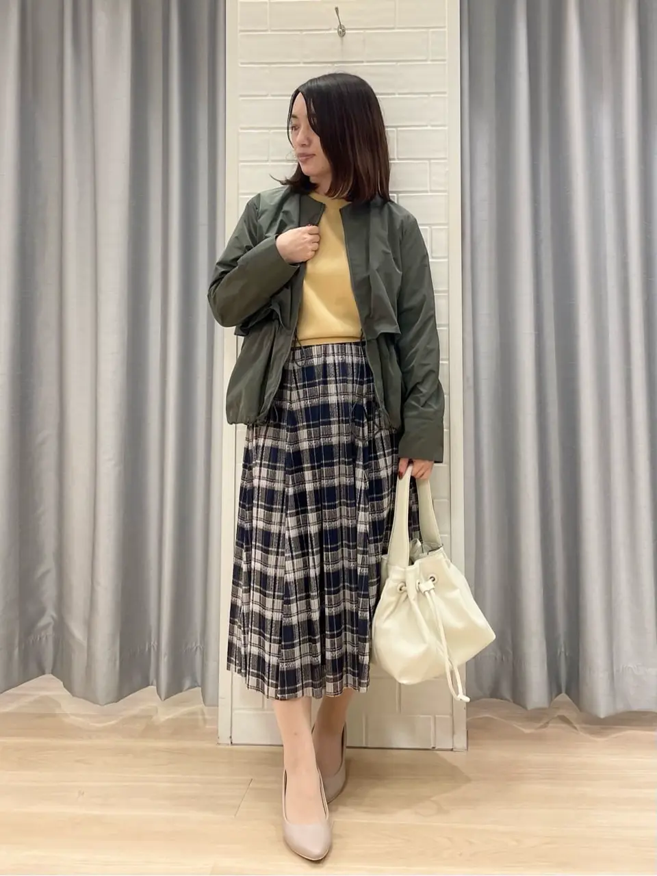 組曲 丸岡 コーディネート画像