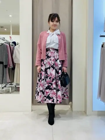 組曲 川根　彩 コーディネート画像