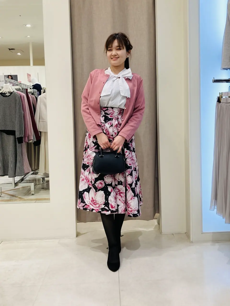 組曲 川根　彩 コーディネート画像