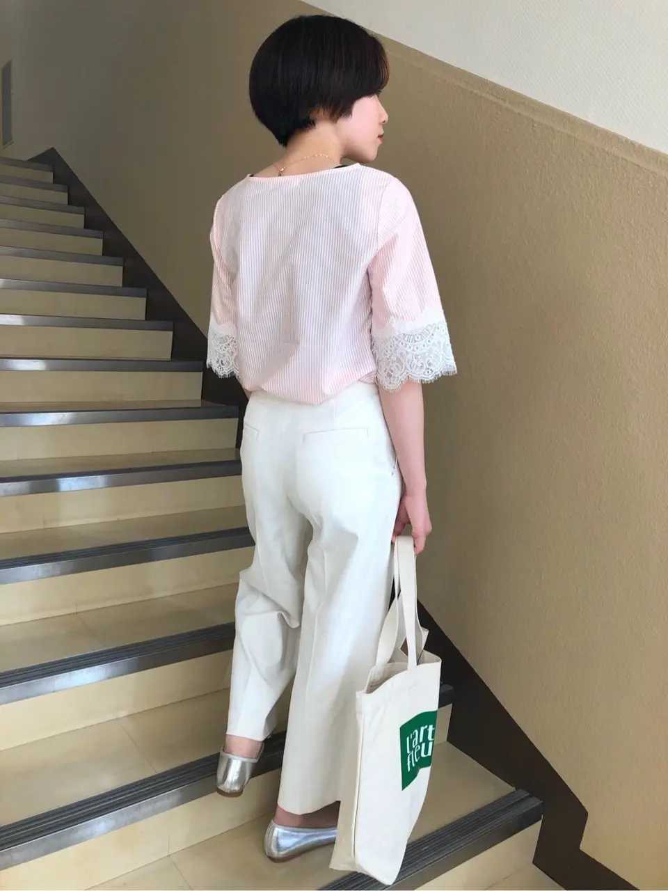 組曲 松田 コーディネート画像