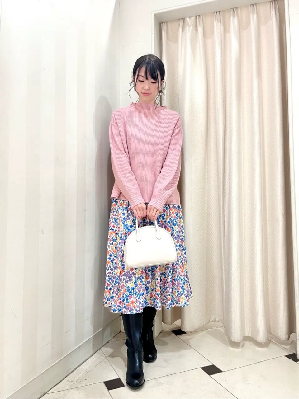 組曲 金井 コーディネート画像