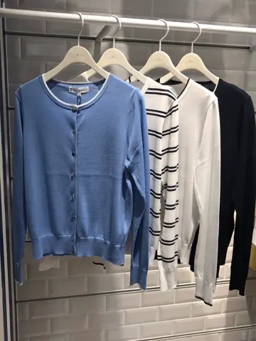 組曲 柿内 コーディネート画像