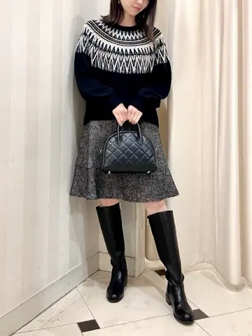 組曲 金井 コーディネート画像