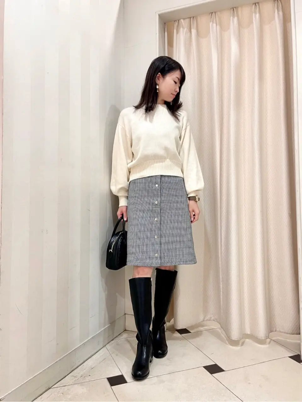 組曲 金井 コーディネート画像