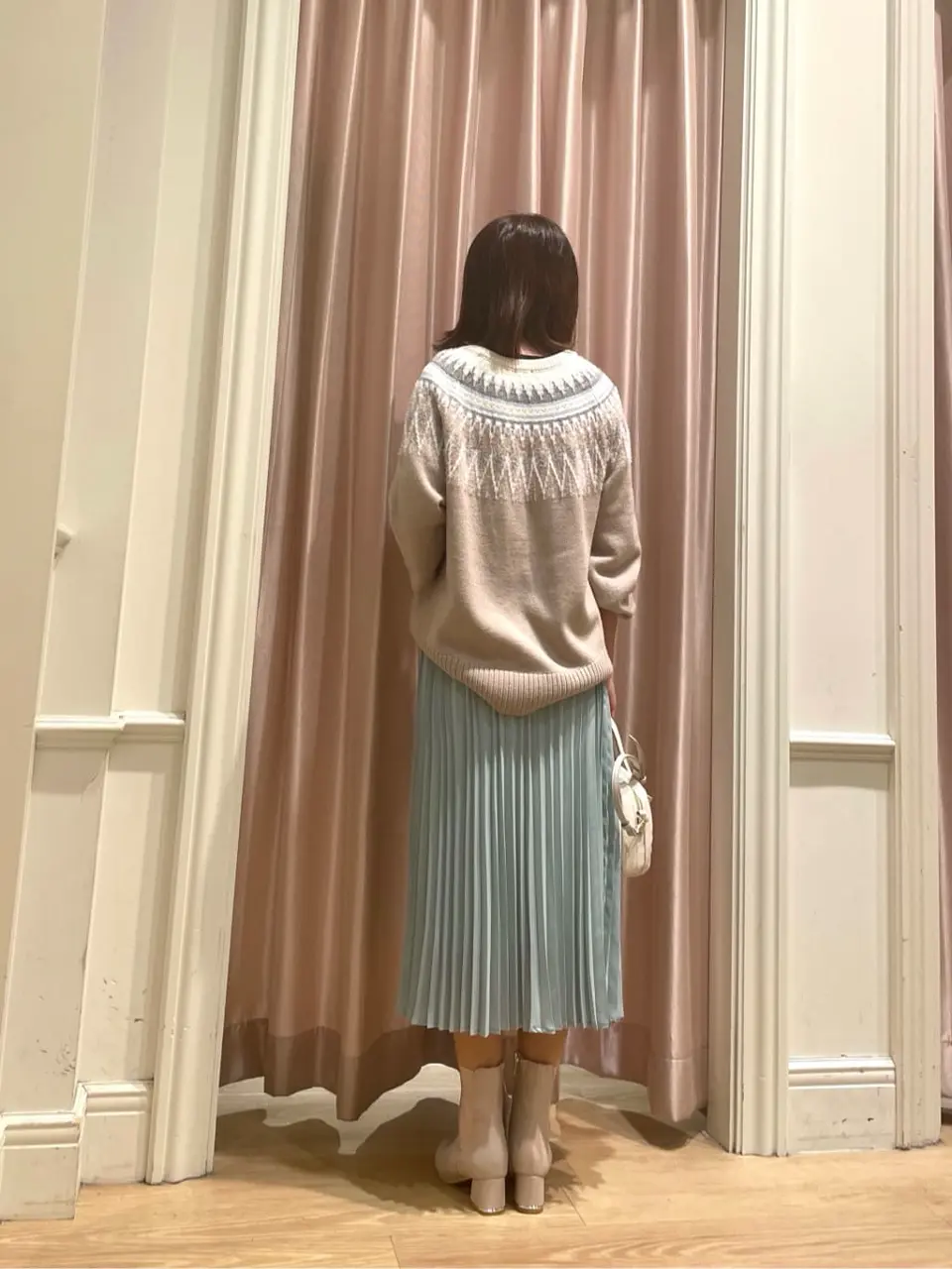 組曲 スタッフ コーディネート画像