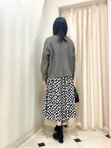 組曲 金井 コーディネート画像