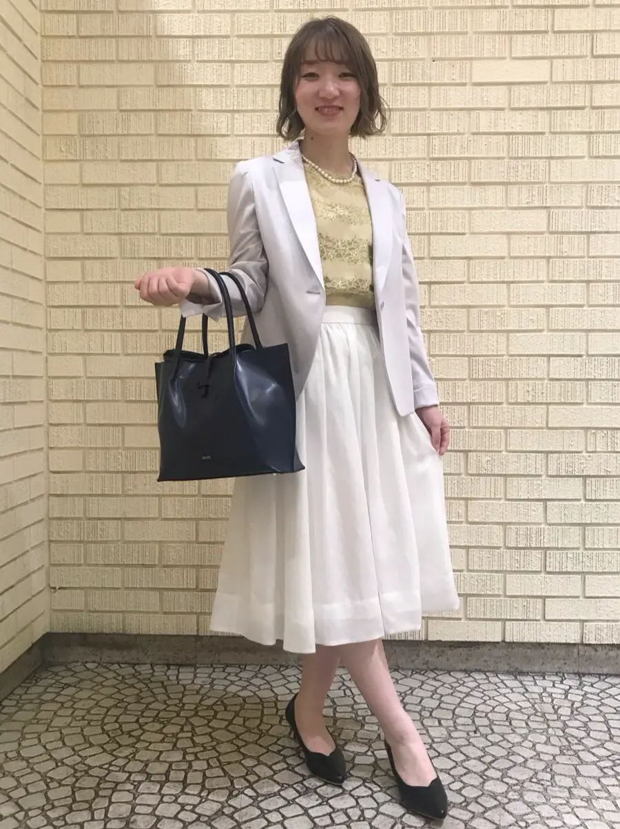 組曲 石井 コーディネート画像