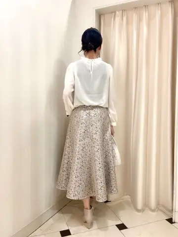 組曲 金井 コーディネート画像