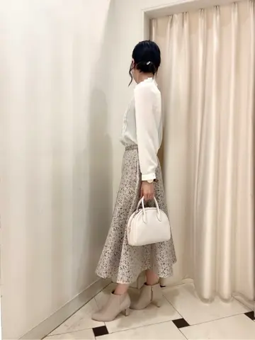 組曲 金井 コーディネート画像