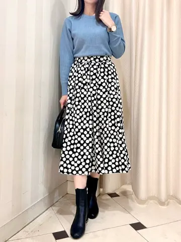 組曲 金井 コーディネート画像