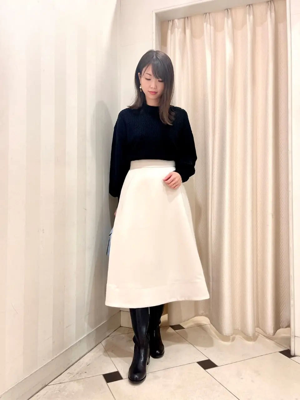 組曲 金井 コーディネート画像