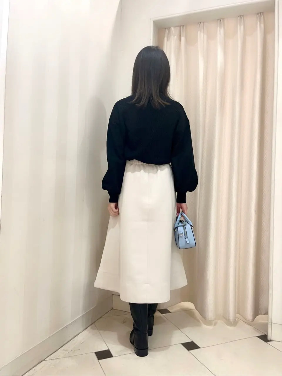 組曲 金井 コーディネート画像