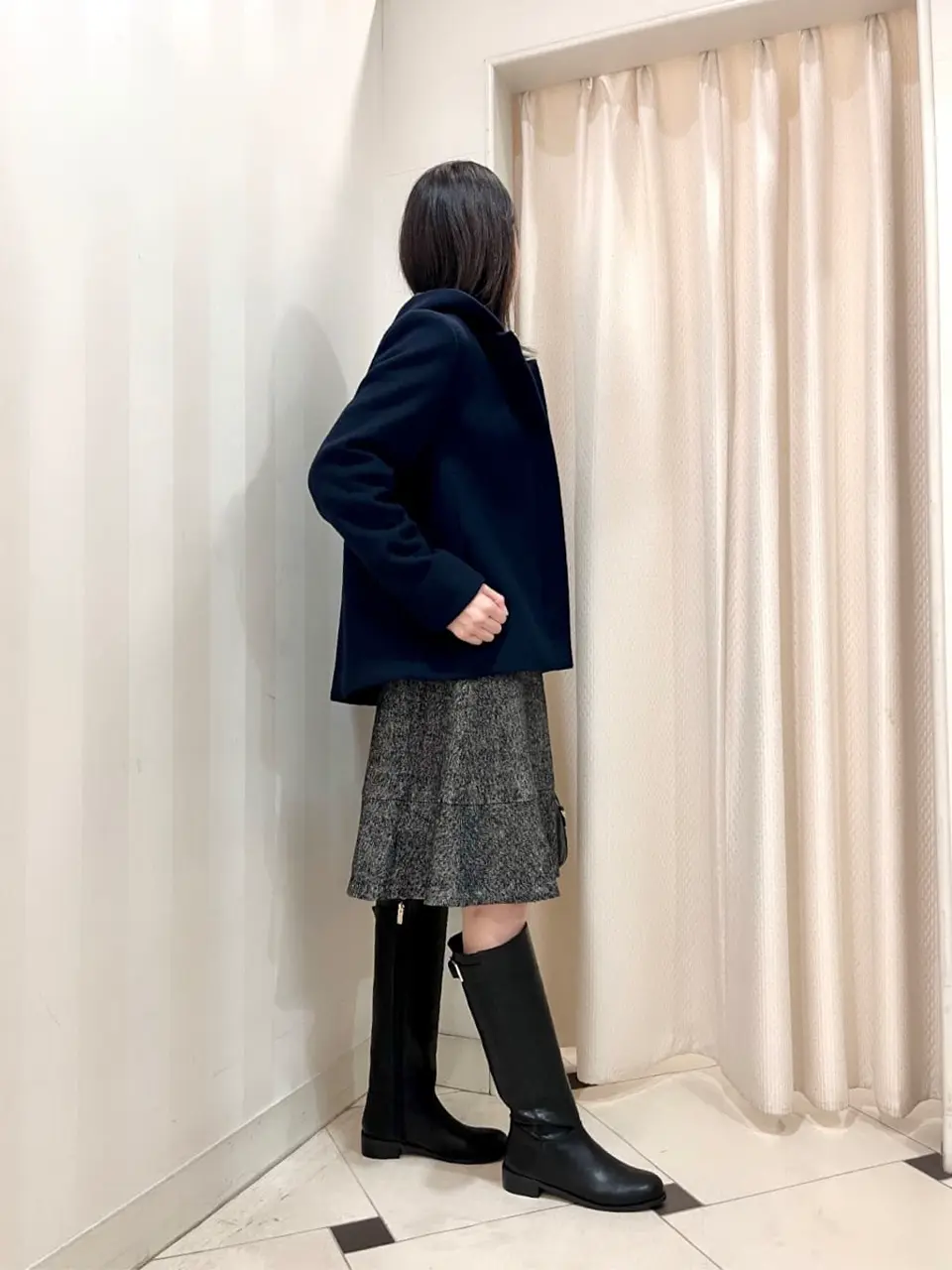 組曲 金井 コーディネート画像