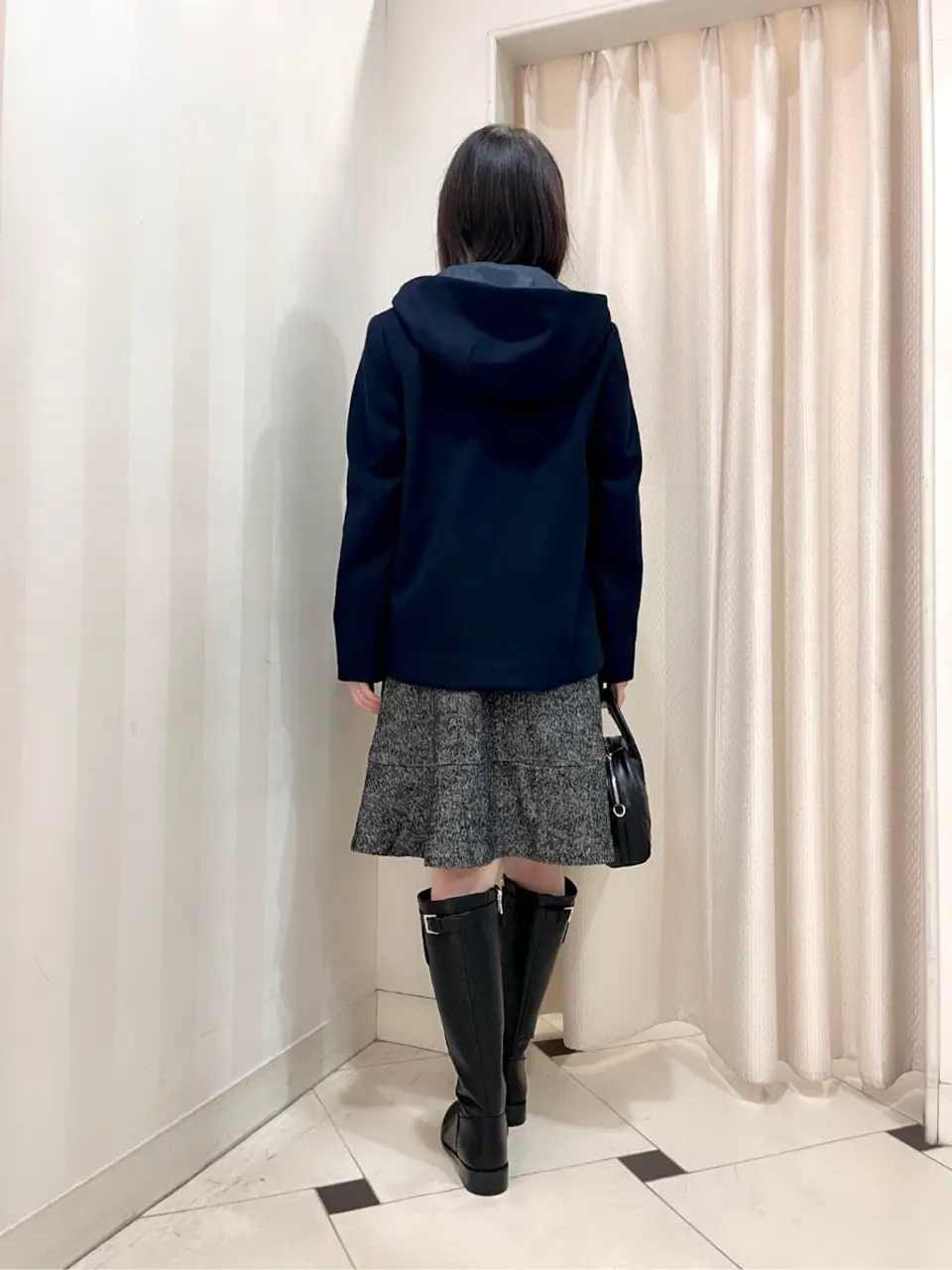 組曲 金井 コーディネート画像