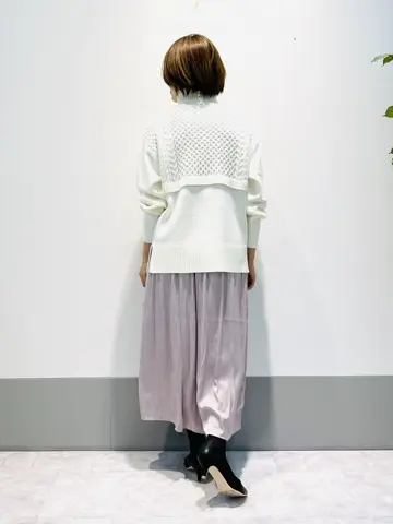 組曲 岡本 コーディネート画像