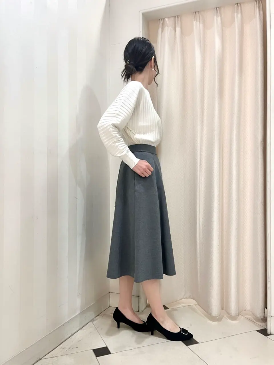 組曲 金井 コーディネート画像