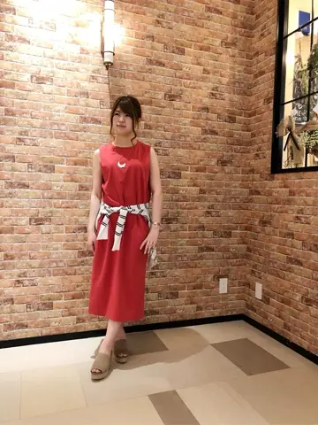 組曲 スタッフ コーディネート画像