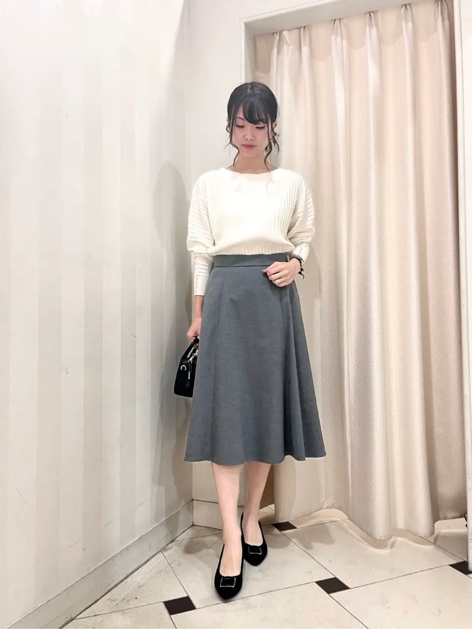 組曲 金井 コーディネート画像