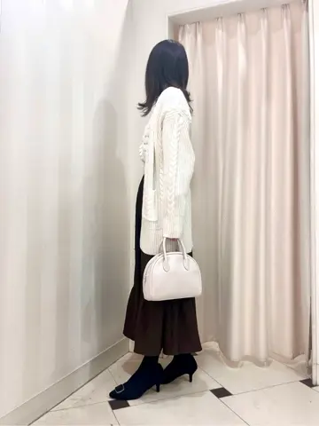 組曲 金井 コーディネート画像