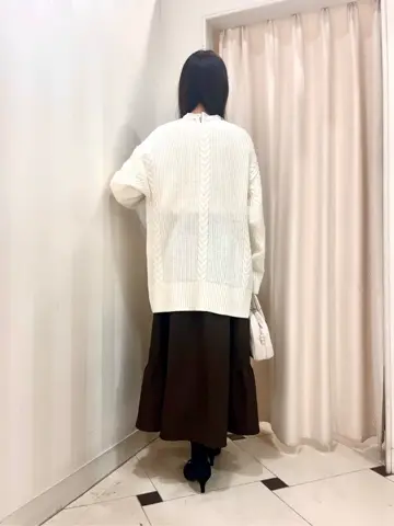 組曲 金井 コーディネート画像