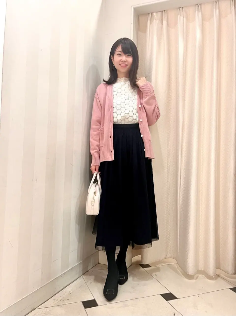 組曲 金井 コーディネート画像