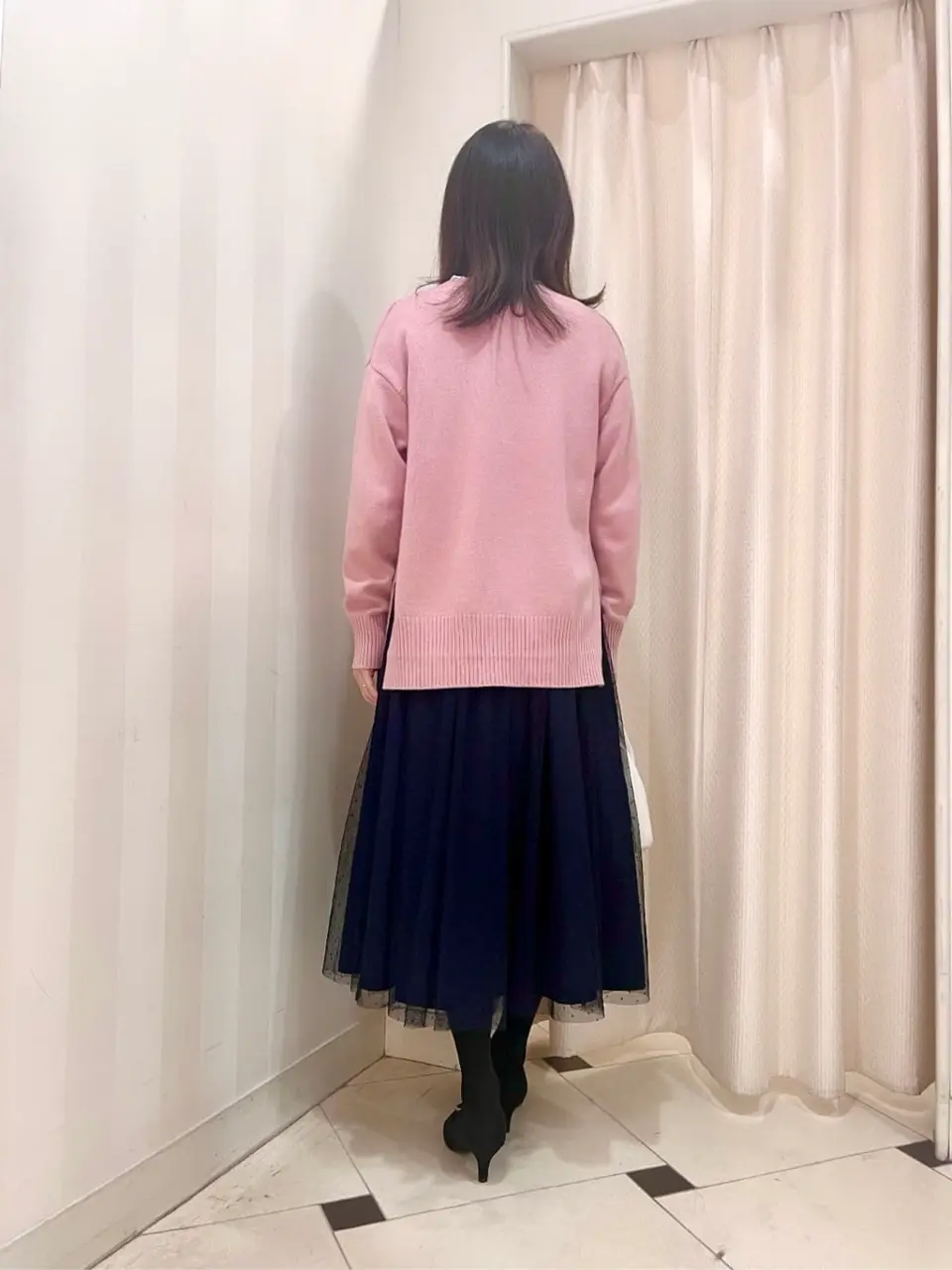 組曲 金井 コーディネート画像