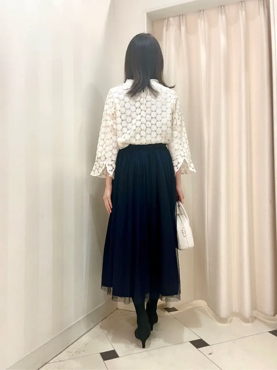 組曲 金井 コーディネート画像