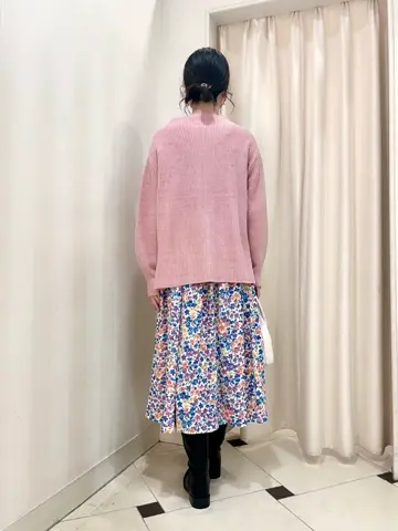 組曲 金井 コーディネート画像