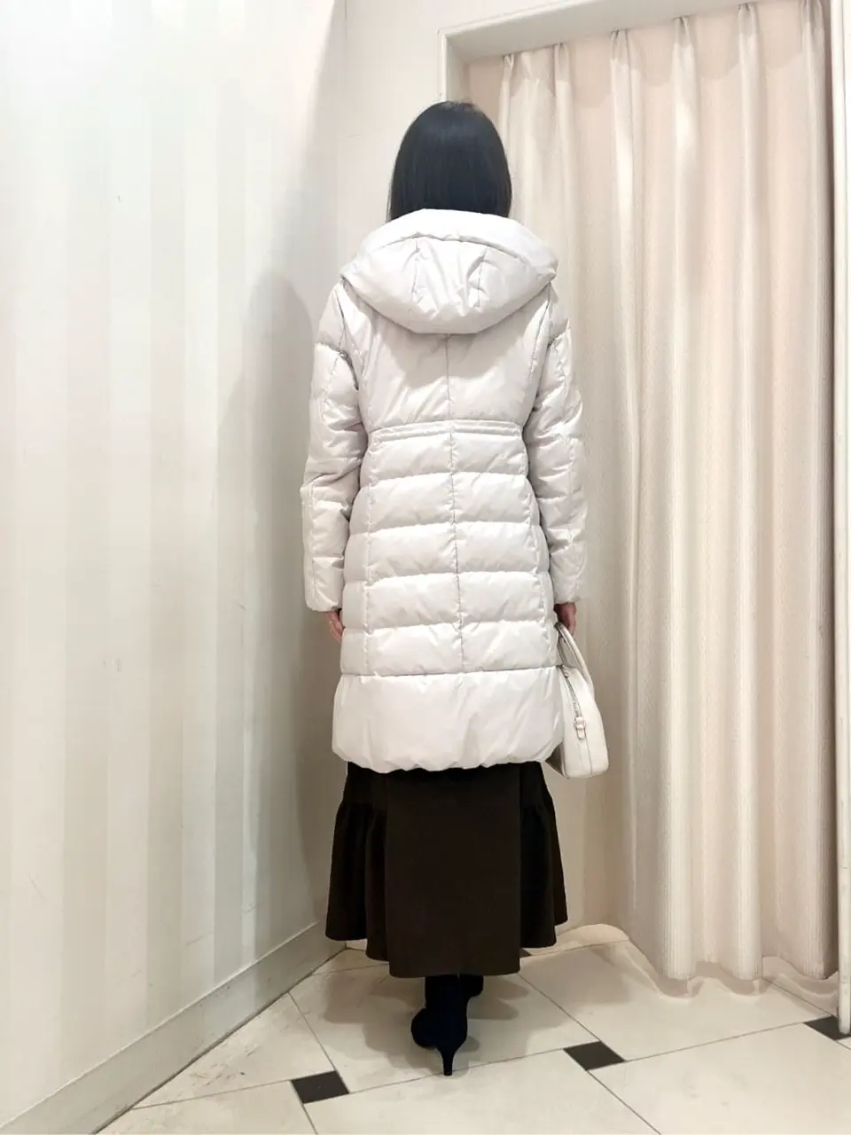 組曲 金井 コーディネート画像