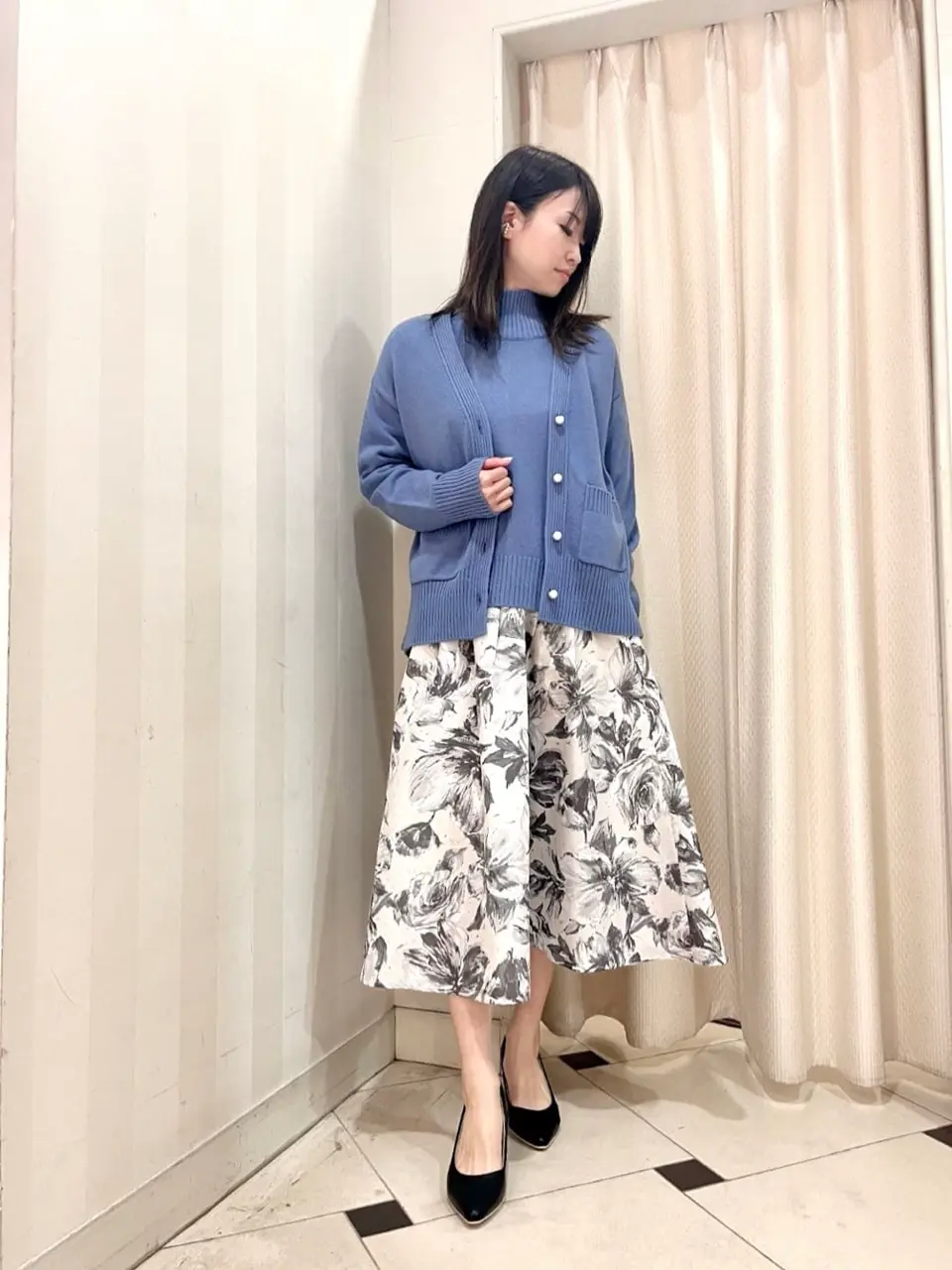 組曲 金井 コーディネート画像