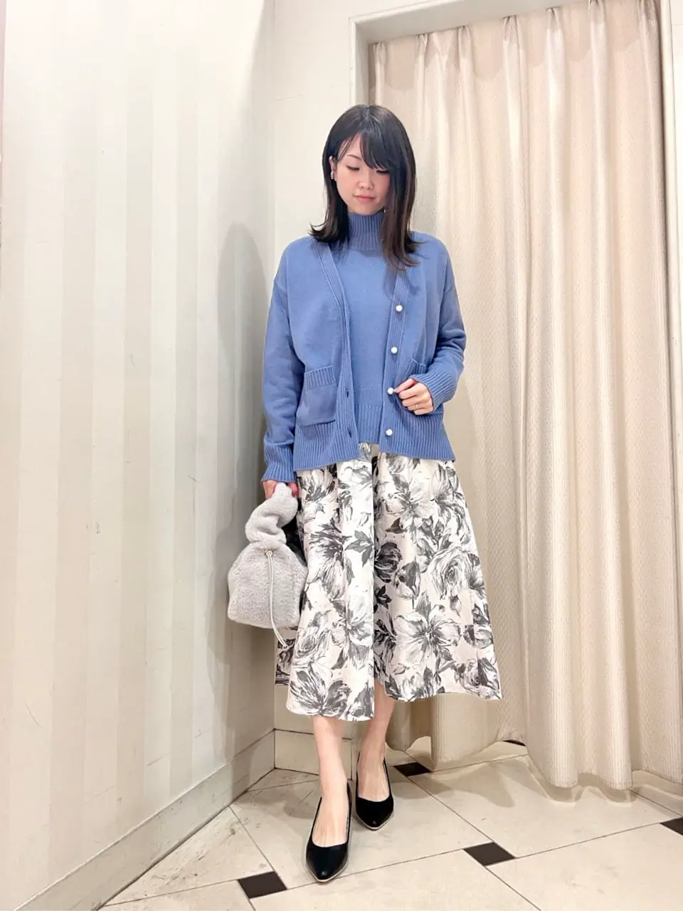 組曲 金井 コーディネート画像