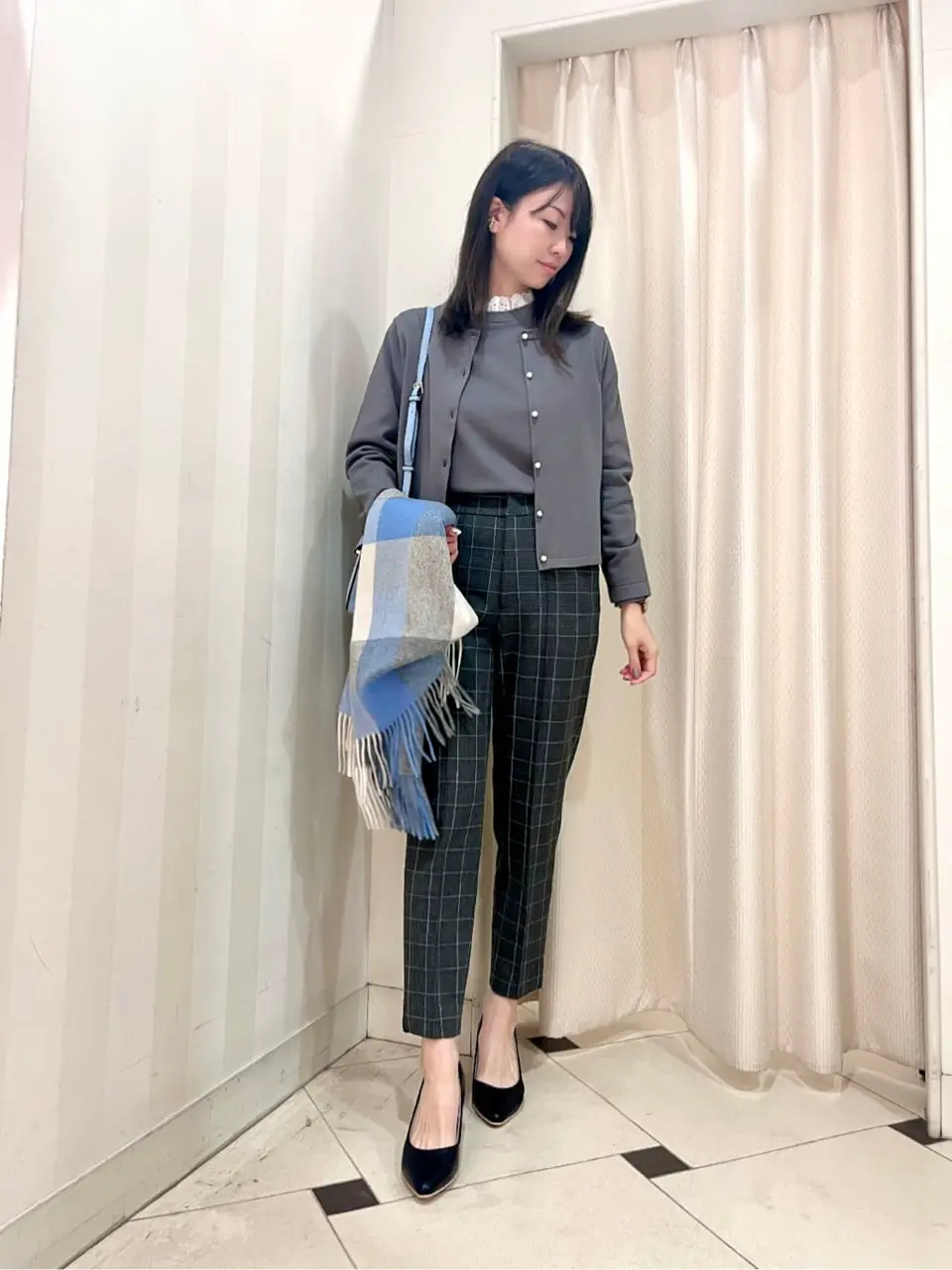 組曲 金井 コーディネート画像