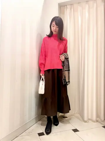 組曲 金井 コーディネート画像