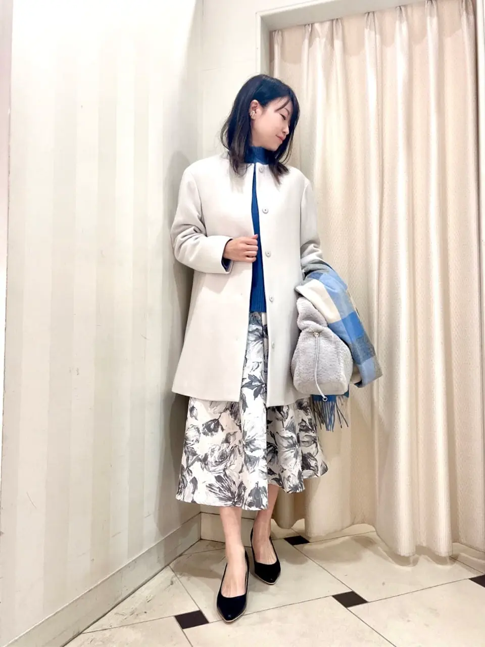 組曲 金井 コーディネート画像