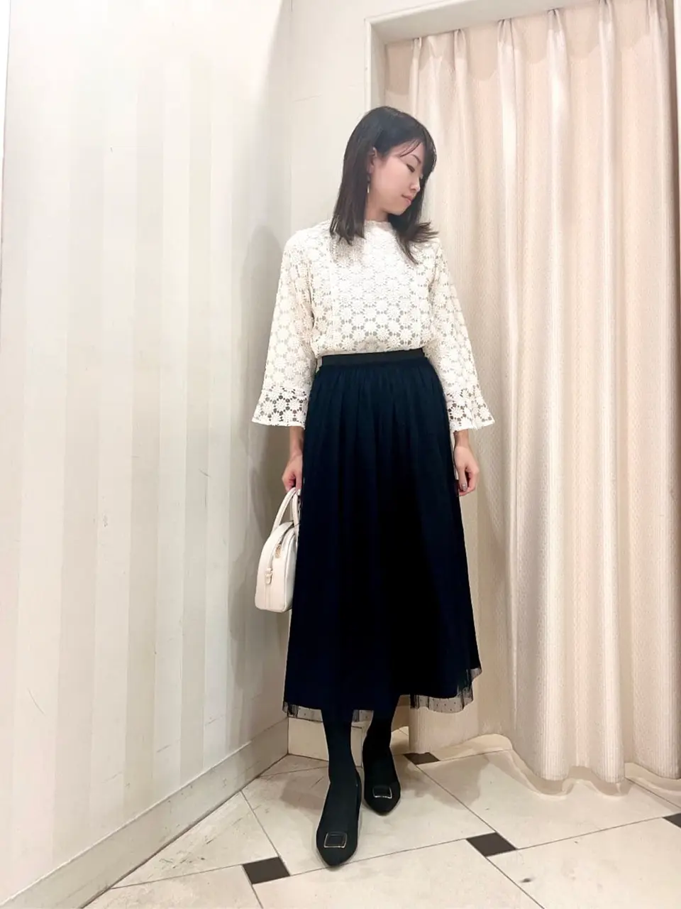 組曲 金井 コーディネート画像