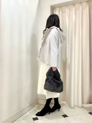 組曲 金井 コーディネート画像