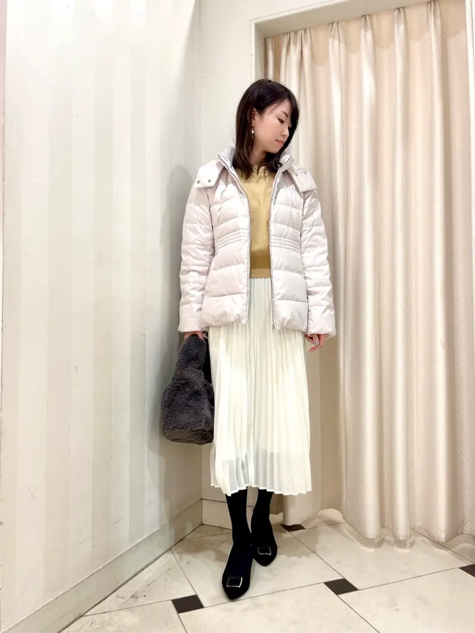 組曲 金井 コーディネート画像