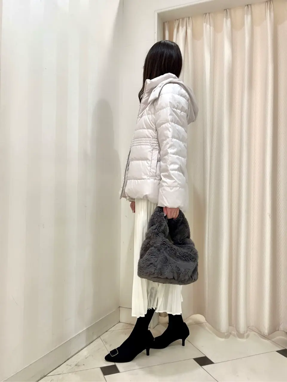 組曲 金井 コーディネート画像