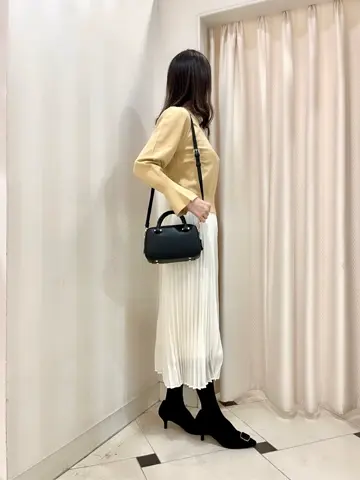 組曲 金井 コーディネート画像