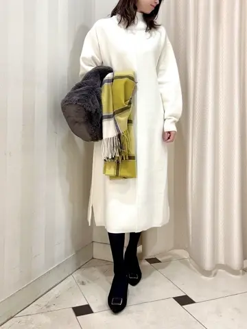 組曲 金井 コーディネート画像