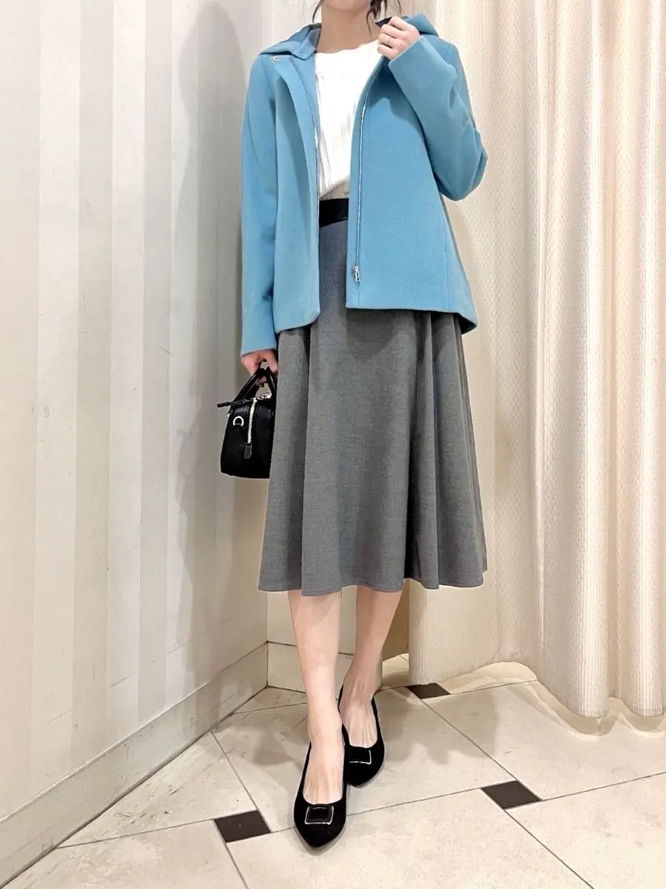 組曲 金井 コーディネート画像