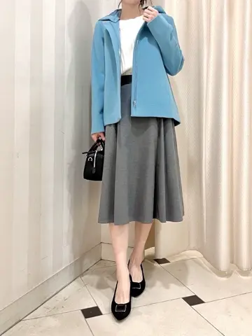 組曲 金井 コーディネート画像