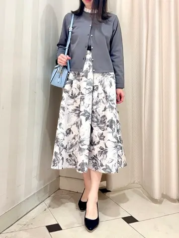 組曲 金井 コーディネート画像