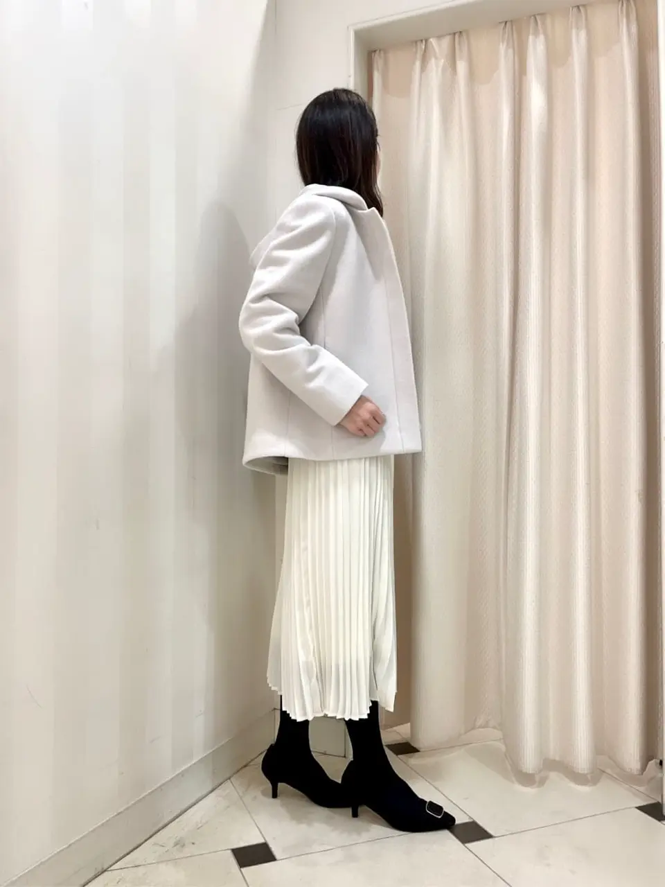 組曲 金井 コーディネート画像