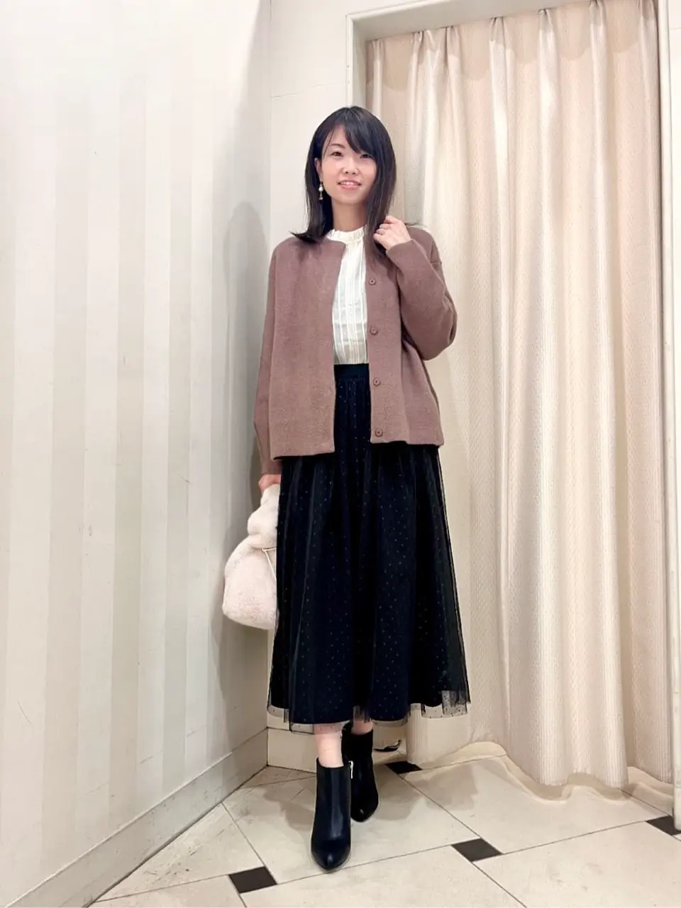 組曲 金井 コーディネート画像