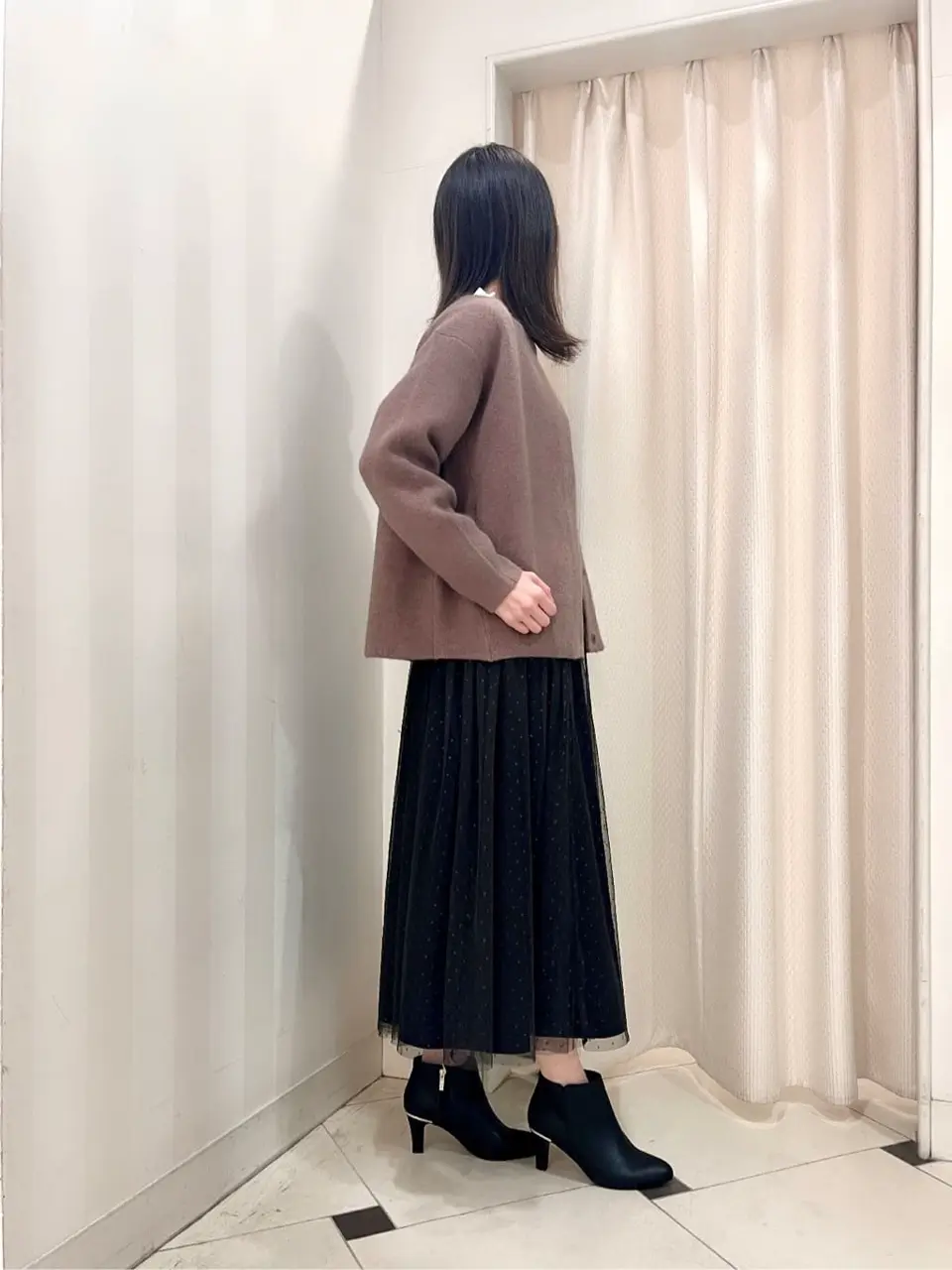 組曲 金井 コーディネート画像