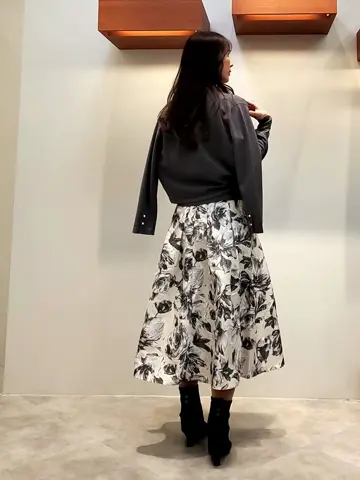 組曲 内田 コーディネート画像